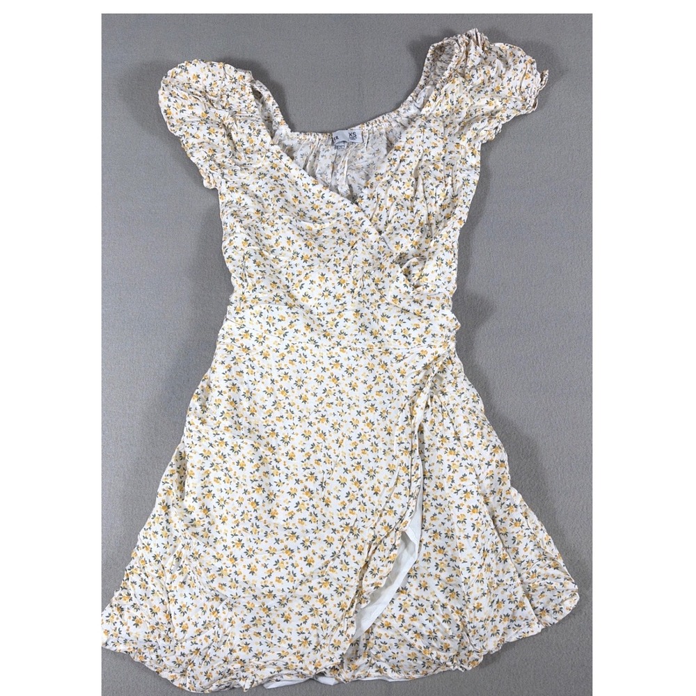 Whimsical Hollister Floral Wrap Mini Dress Yellow White Cap Sleeve Ruffle XS